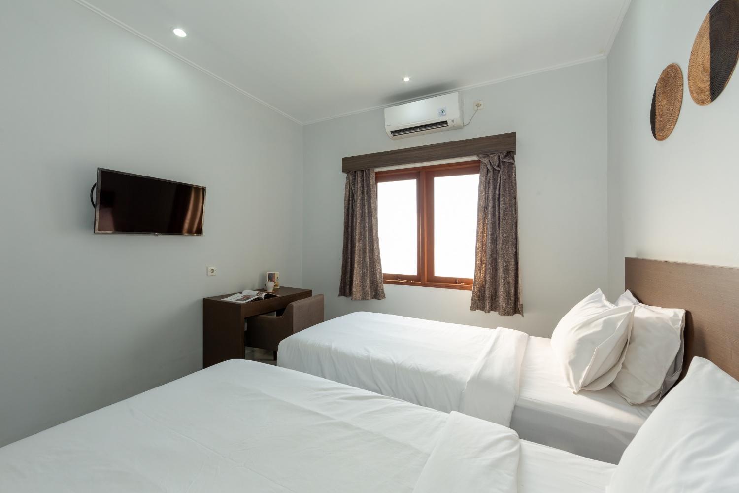 Cove Matahari Guesthouse Sunset Legian Exterior foto